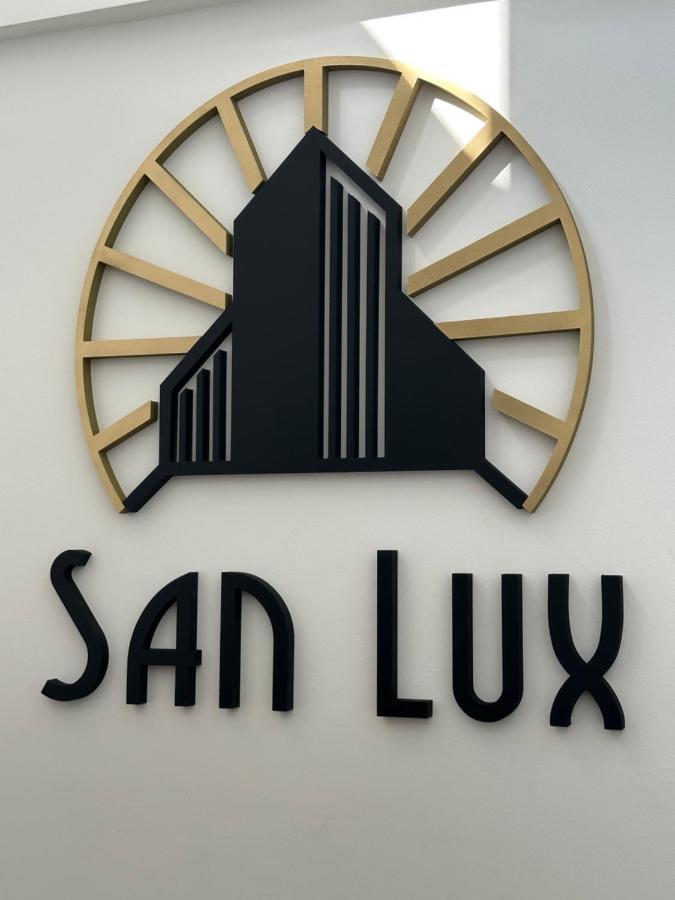 San Lux Dunavska نوفي ساد المظهر الخارجي الصورة