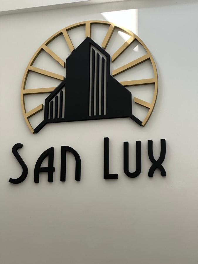 San Lux Dunavska نوفي ساد المظهر الخارجي الصورة